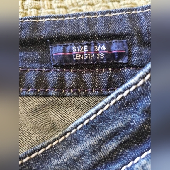 New Women's Vigoss Jeans - Picture 3 of 3